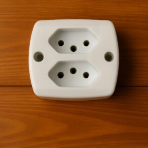 TOMADA EXTERNA 2 SAIDAS 2P+T 10A 250V