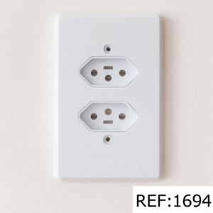 TOMADA 2 SAIDAS COM ESPELHO 2P+T 10A 250V