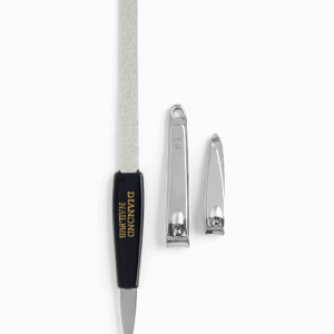 KIT 1 CORTADOR DE UNHA PQ + 1 CORTADOR DE UNHA GRANDE + 1 LIXA DE METAL