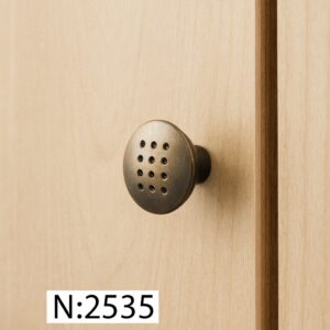 PUXADOR DE PLÁSTICOS COR BRONZE  3,5 X2,5 CM